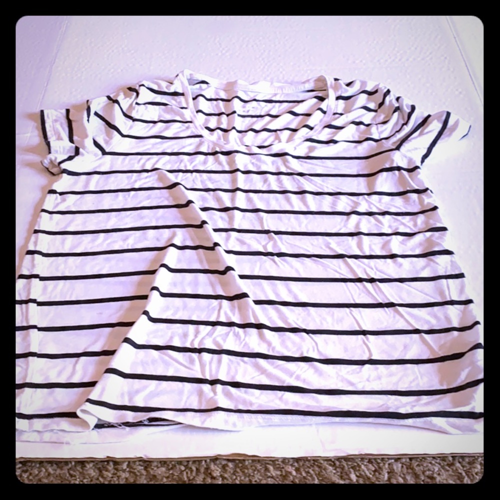 Black and white striped T-shirt